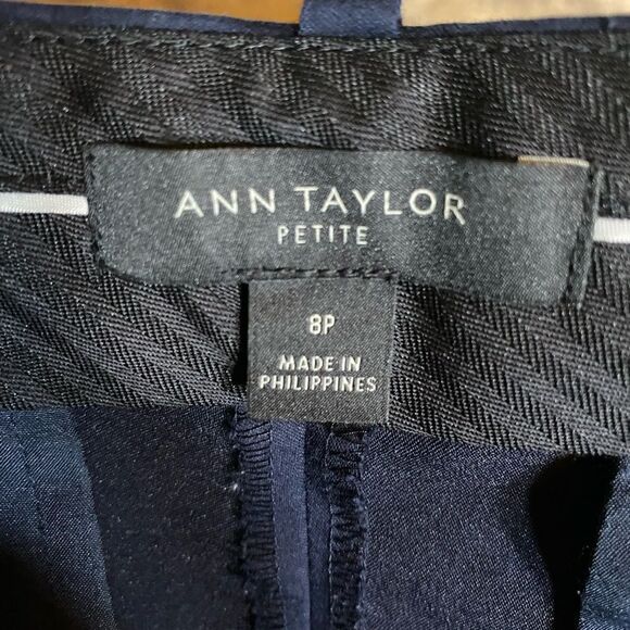 Ann Taylor navy blue dress capris 8p petite‎ - Picture 2 of 11